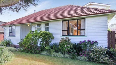 17 Howlett Street, Waterview, Auckland