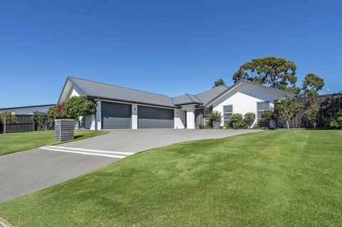 21 Carnaveron Drive, Lincoln, Lincoln