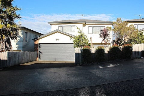 31/22 Northcross Drive, Oteha, Auckland