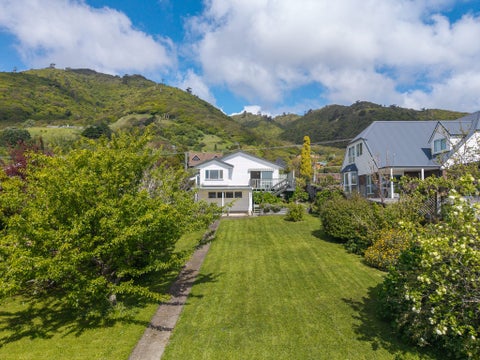 28 Kotare Street, Waikanae