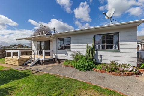 12B Douglas Street, Levin, Levin