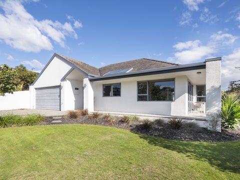 53 Olympus Way, Richmond