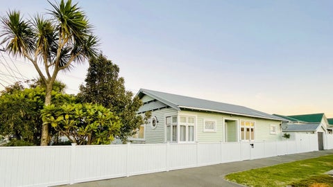 394 Jackson Street, Petone, Lower Hutt
