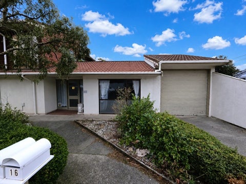16 Earp Street, Johnsonville, Wellington