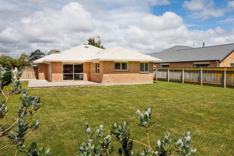 30 Parnell Heights Drive, Kelvin Grove, Palmerston North