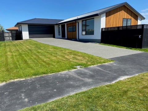 22 Kingsbridge Drive, Burwood, Christchurch