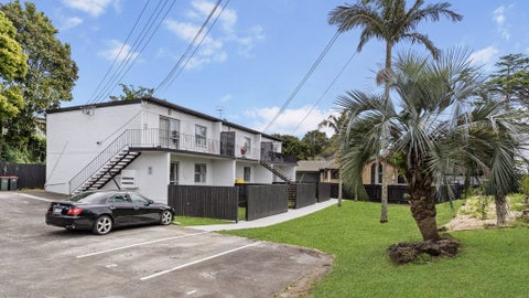 4/12 Clare Place, Mount Wellington, Auckland