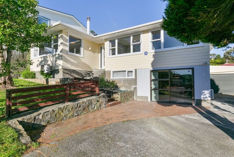 31 Link Road, Newlands, Wellington