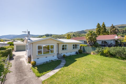 7 Churchill Avenue, Richmond