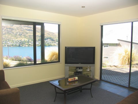 2 De La Mare Place, Frankton, Queenstown