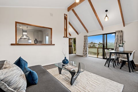 1/40 Lilburn Crescent, Massey, Auckland