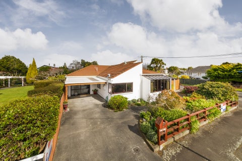 25 Follett Street, Marton