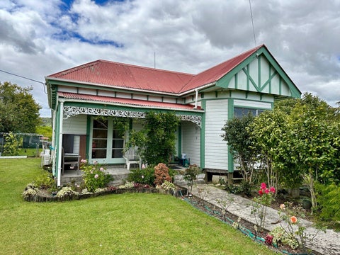 5 Baker Creek Road, Karamea, Karamea