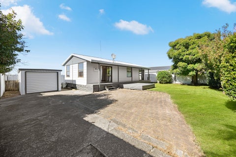 215B Tuhikaramea Road, Dinsdale, Hamilton