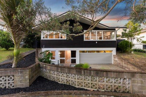 9 Tudward Glade, Hillcrest, Auckland