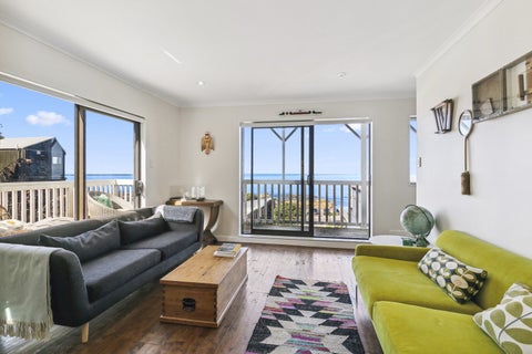 14/410 The Esplanade, Island Bay, Wellington