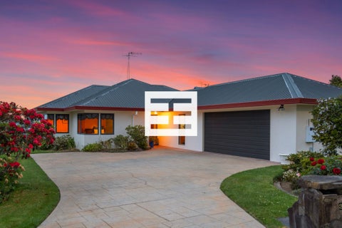31 Meadowviews Drive, Welcome Bay, Tauranga