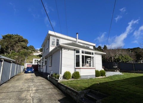 101 Fraser Street, Wainuiomata, Lower Hutt