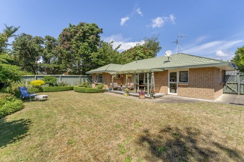 41 Campbell Avenue, Paraparaumu