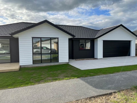 3 Grandifolia RD, Takanini, Takanini