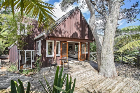 27 Rosecamp Road, Beach Haven, Auckland