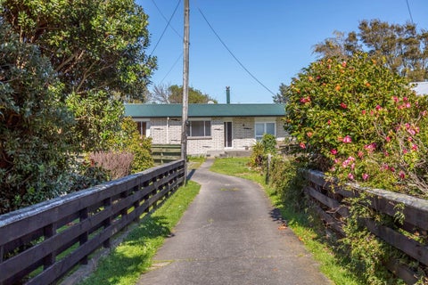 6 Farrier Grove, Featherston