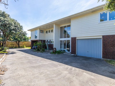 7 Nuhaka Place, Paraparaumu Beach, Paraparaumu