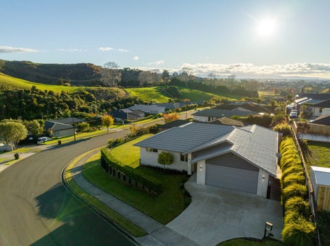 73 Falcon Drive, Welcome Bay, Tauranga
