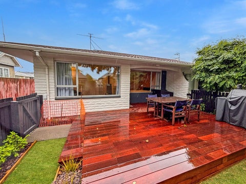 2/16 Oxley Avenue, St Albans, Christchurch