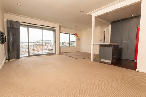 11/8 Western Springs Road, Western Springs, Auckland