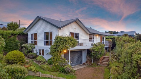 90 Marine Drive, Diamond Harbour, Lyttelton