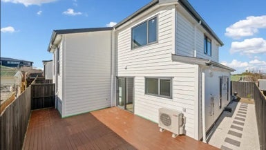 19E Bowater Place, Manurewa, Auckland