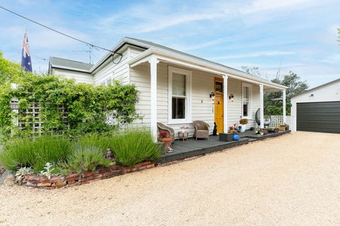 463 High Street South, Carterton, Carterton