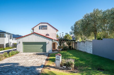 45A Takutai Avenue, Half Moon Bay, Auckland