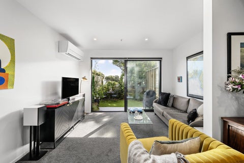 4C Ferry Road, Days Bay, Lower Hutt