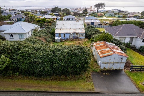 137 Lagan Street, Bluff, Bluff