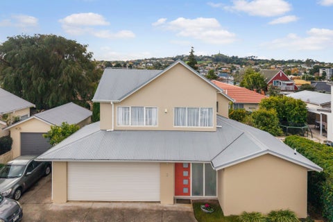 1/122 Selwyn Street, Onehunga, Auckland