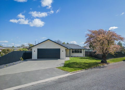 16 Fox Street, Temuka