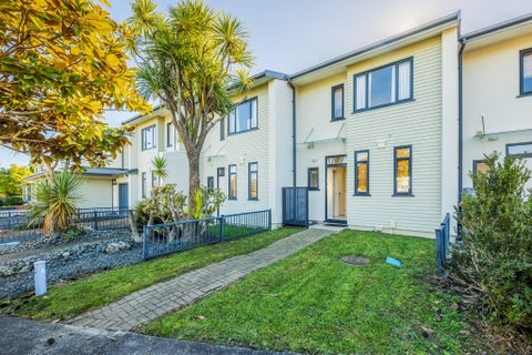 36/2 Armoy Drive, East Tamaki, Auckland