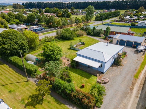 82 The Avenue, Pareora