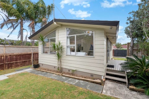 2/62 Rawhiti Road, Onehunga, Auckland