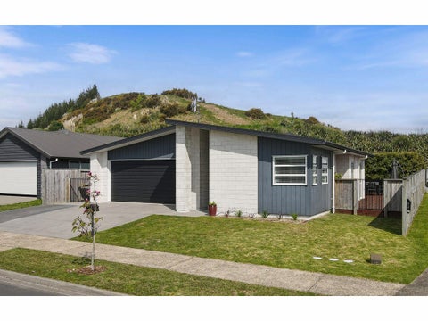 57 Awataha Crescent, Pyes Pa, Tauranga