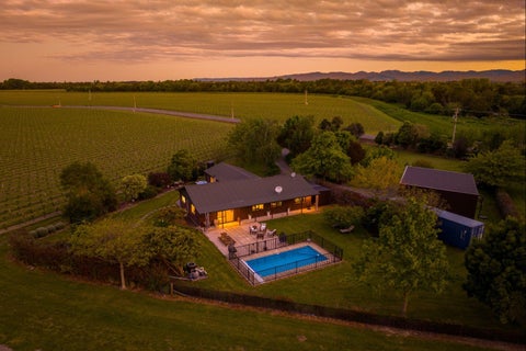 1328 Kaituna-Tuamarina, KAITUNA, BLENHEIM