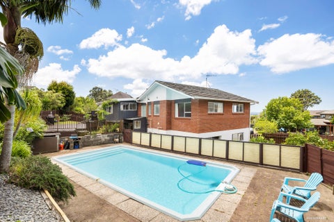 12 Forsythe Place, Massey, Auckland