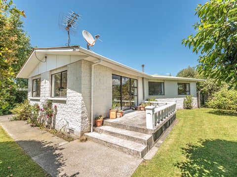8 Borlase Place, Aramoho, Whanganui