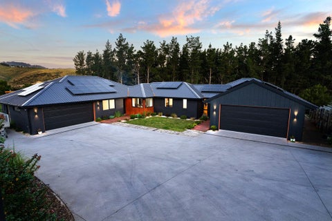 14 Minsons Lane, Kennedys Bush, Christchurch