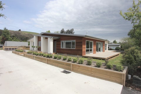 2 CASTLETON ST, Allanton, Allanton