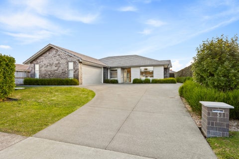 5 Larmer Drive, Kumeu