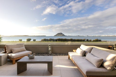 1/98 Harbour Drive, Otumoetai, Tauranga