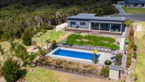 19 Sunrise Place, Cable Bay, Cable Bay